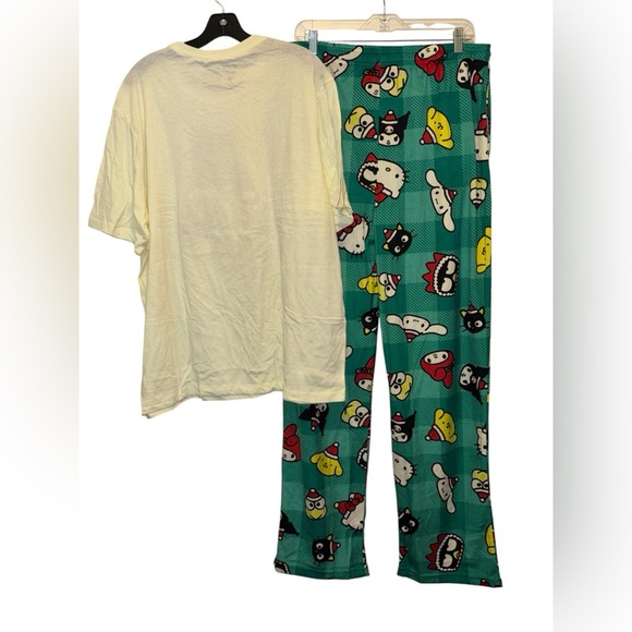 Sanrio MENS Pajama Set - Large - Picture 3 of 5